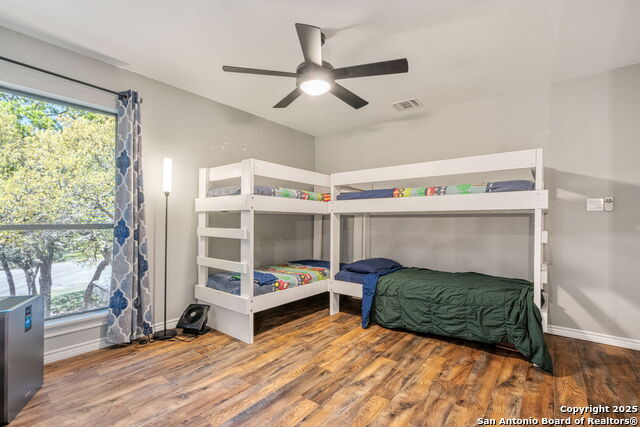 Listing photo id 7 for 8730 Avator Circle