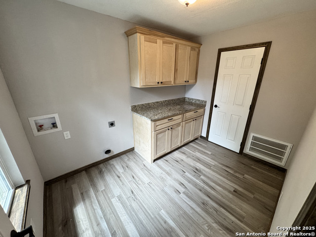 Listing photo id 8 for 601 Mesquite