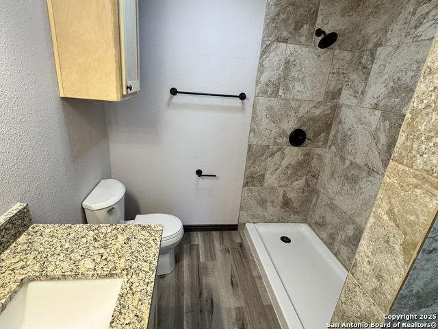 Listing photo id 5 for 601 Mesquite