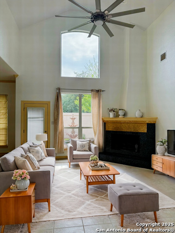 Image 2 of 10 For 18906 Las Vistas