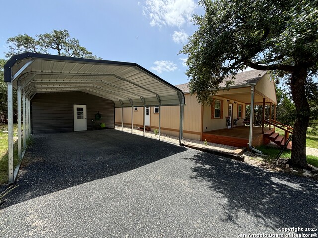 Image 5 of 32 For 725 Private Road 1510