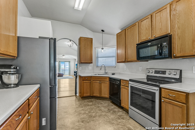 Image 13 of 26 For 9611 Copper Rock