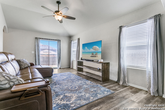 Image 9 of 26 For 9611 Copper Rock