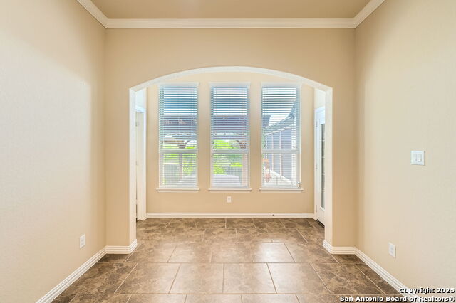 Image 12 of 28 For 805 Raceland