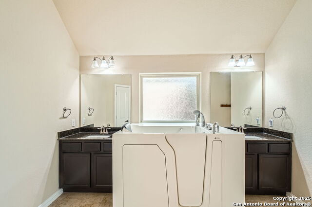 Image 17 of 28 For 805 Raceland