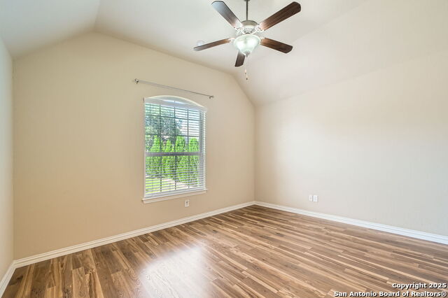 Image 21 of 28 For 805 Raceland