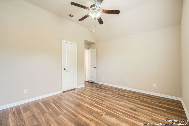 Image 22 of 28 For 805 Raceland