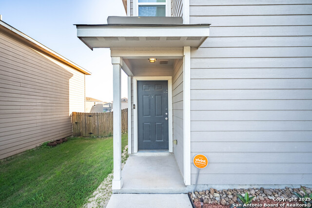 Image 3 of 16 For 3502 Southton View
