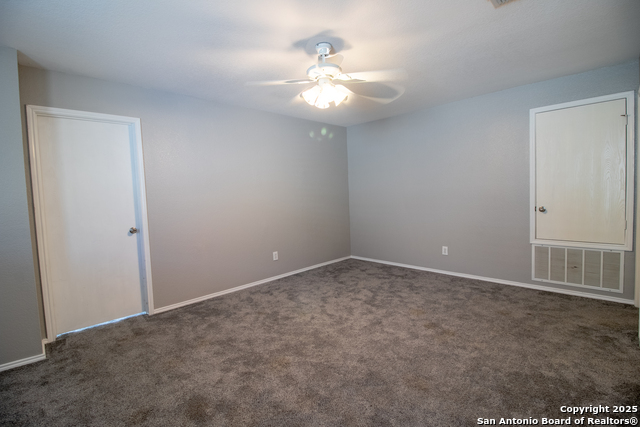 Image 11 of 19 For 24246 Waterwell Oaks