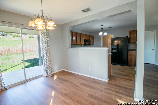 Image 8 of 19 For 24246 Waterwell Oaks