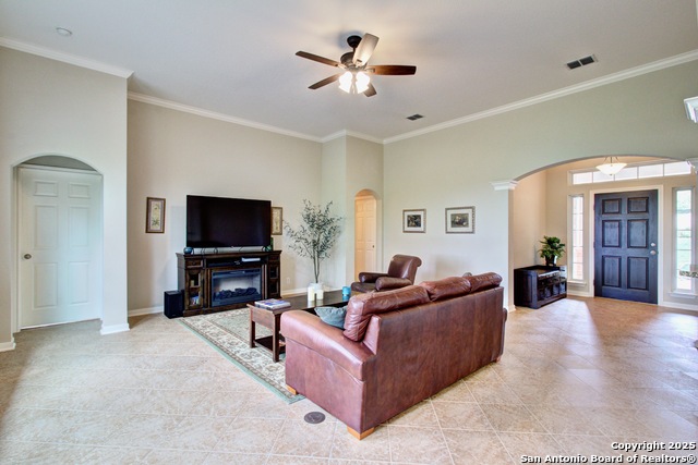 Image 12 of 38 For 3400 Comal Spgs