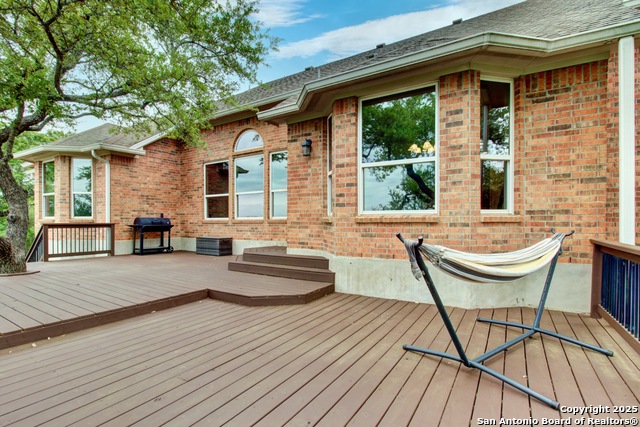 Image 33 of 38 For 3400 Comal Spgs