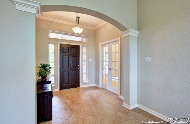 Image 8 of 38 For 3400 Comal Spgs
