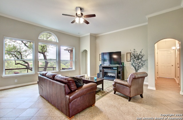 Image 9 of 38 For 3400 Comal Spgs
