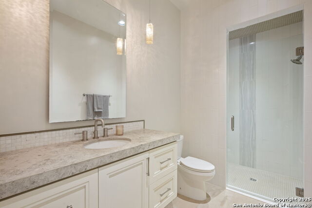 Image 30 of 37 For 25026 Caliza Cove