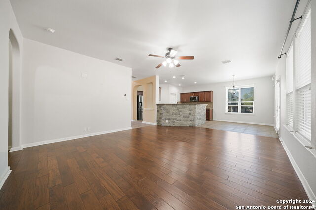 Image 7 of 26 For 511 Sedberry