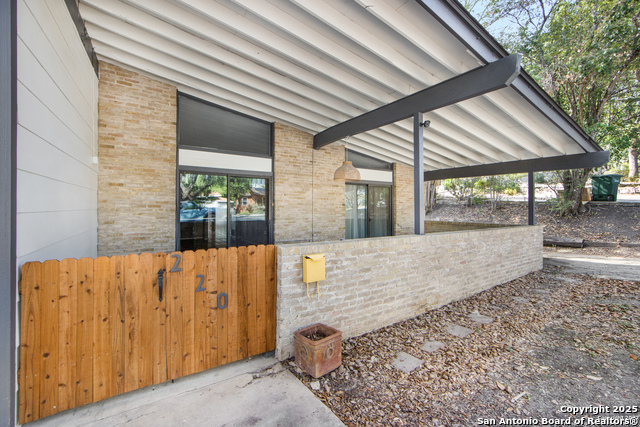 Details for 220 Blakeley, San Antonio, TX 78209