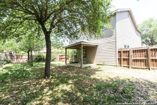 Listing photo id 24 for 16427 Kentucky