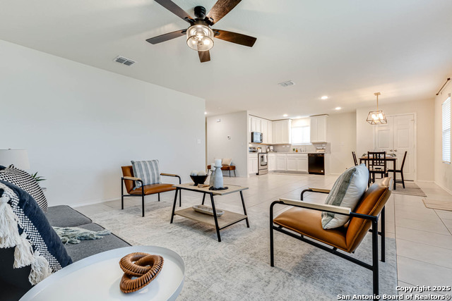 Image 16 of 36 For 331 Salz Way