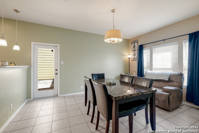 Image 6 of 17 For 2411 Crown Crossing