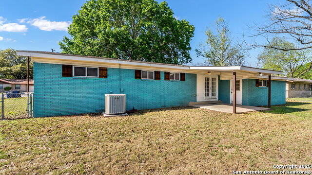 Image 21 of 30 For 1232 Rivercrest