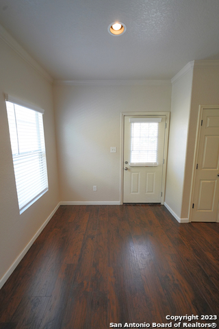 Image 12 of 33 For 5005 Stowers Blvd