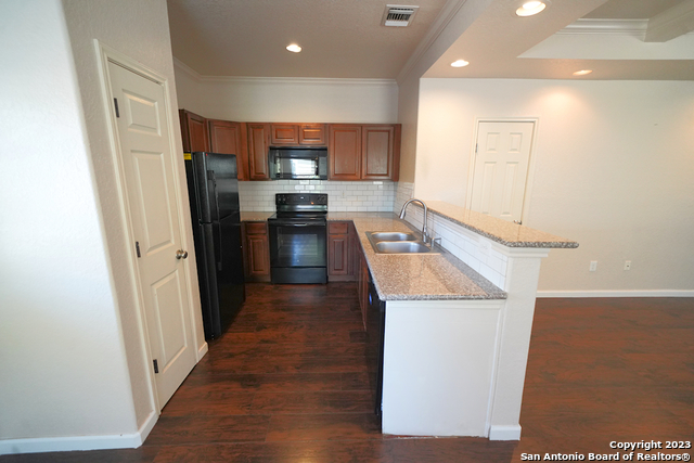 Image 14 of 33 For 5005 Stowers Blvd