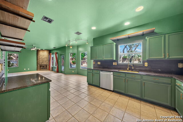 Image 13 of 42 For 7823 Braun Circle