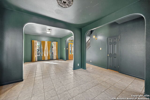 Image 16 of 42 For 7823 Braun Circle