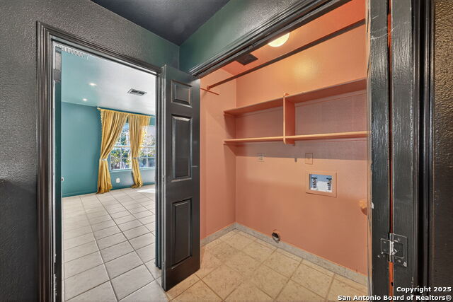 Image 35 of 42 For 7823 Braun Circle