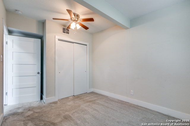 Image 19 of 25 For 104 Cactus St