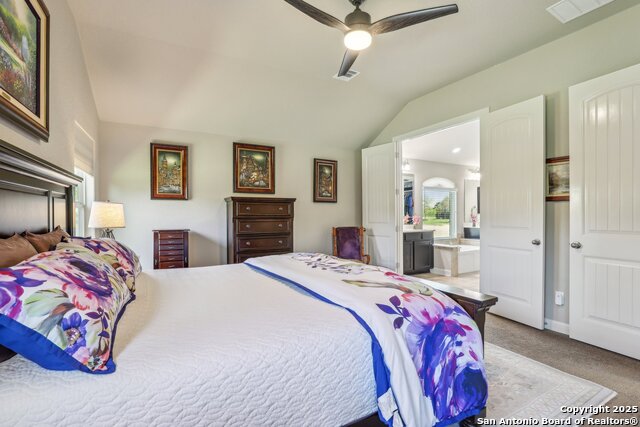 Listing photo id 44 for 1047 Daylan Heights