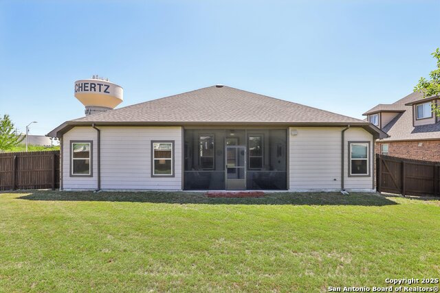 Listing photo id 59 for 1047 Daylan Heights