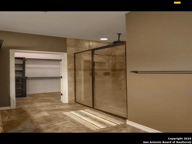 Listing photo id 9 for 8318 Excalibur Rd