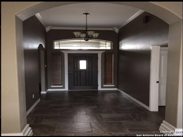 Listing photo id 0 for 8318 Excalibur Rd