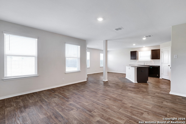 Image 4 of 26 For 6551 Legato  