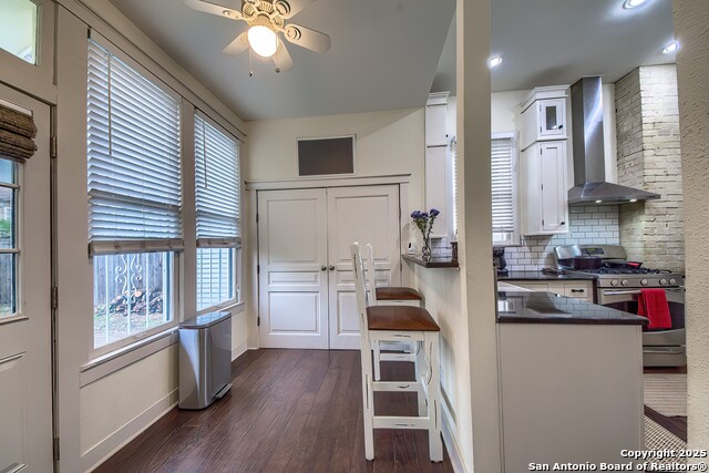 Image 16 of 42 For 801 Pine N 
