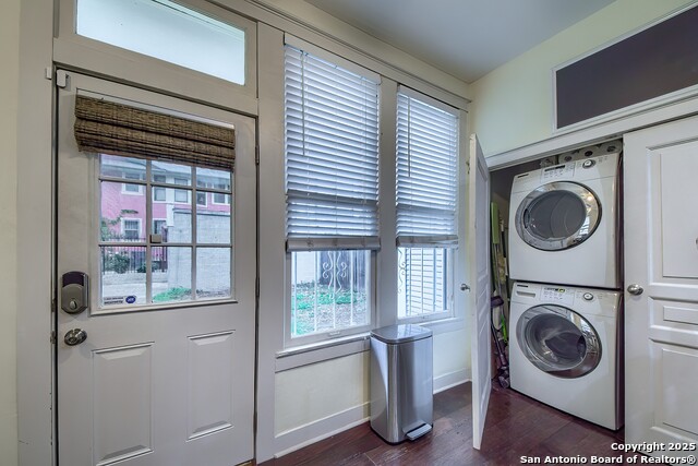 Image 17 of 42 For 801 Pine N 