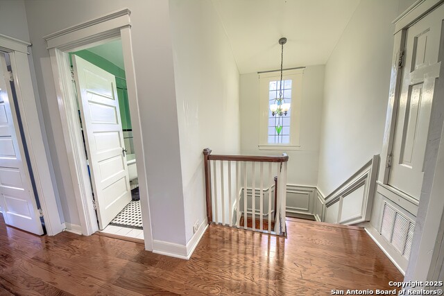 Image 18 of 42 For 801 Pine N 