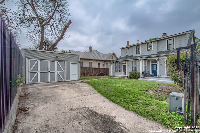 Image 29 of 42 For 801 Pine N 