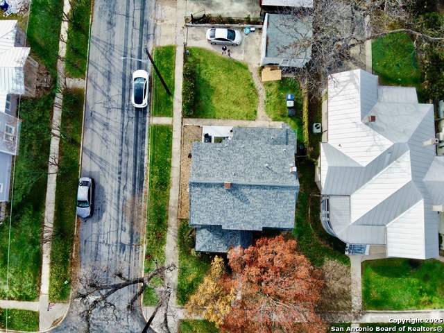 Image 41 of 42 For 801 Pine N 