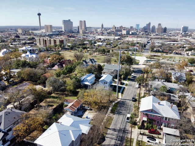 Image 42 of 42 For 801 Pine N 