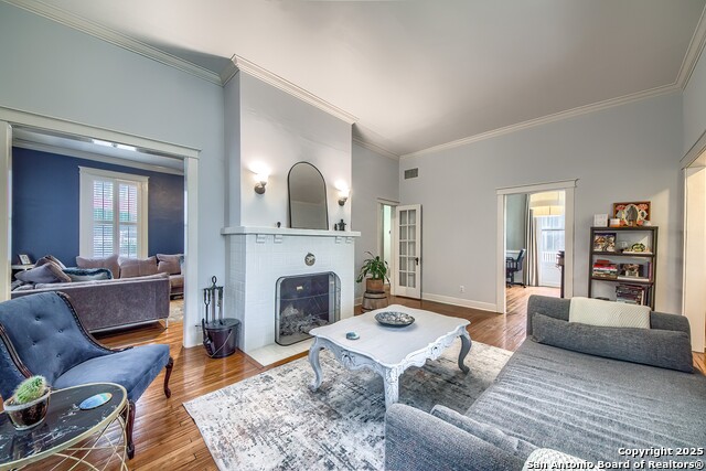 Image 6 of 42 For 801 Pine N 