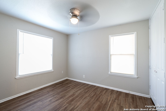 Listing photo id 11 for 875 Utopia