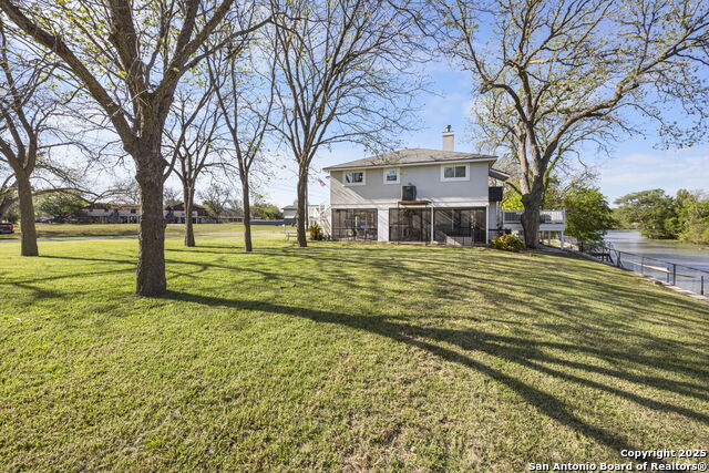 Image 5 of 31 For 34 River Oak