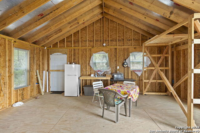 Listing photo id 16 for 13700 Park Road 37