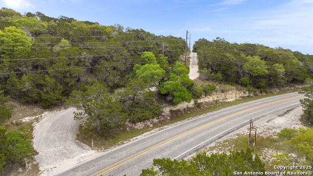 Listing photo id 6 for 13700 Park Road 37
