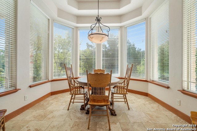 Listing photo id 12 for 4001 Bell Springs Rd.