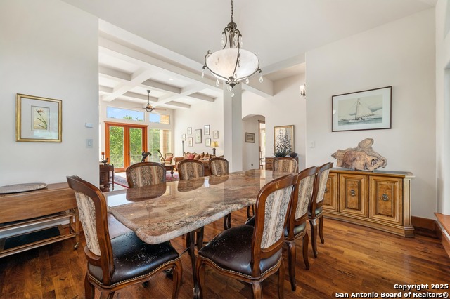 Listing photo id 5 for 4001 Bell Springs Rd.