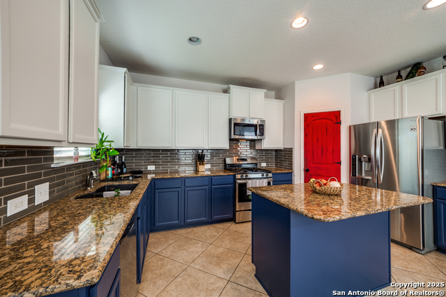 Listing photo id 9 for 9103 Quihi Way